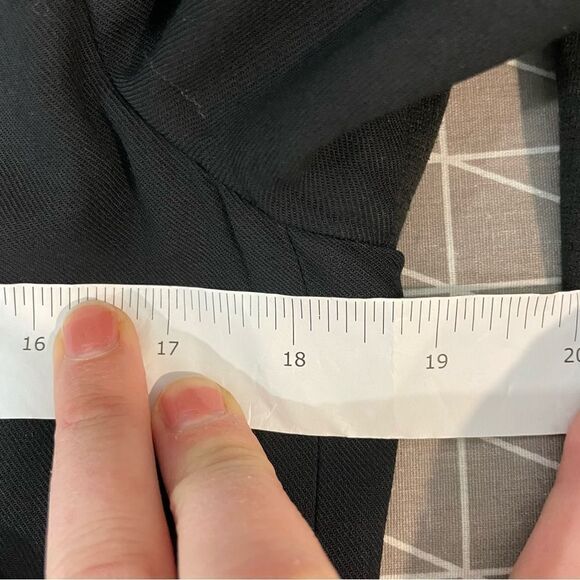 Bcbgmaxazria Black Wool blazer with satin bottom hem - Picture 13 of 15